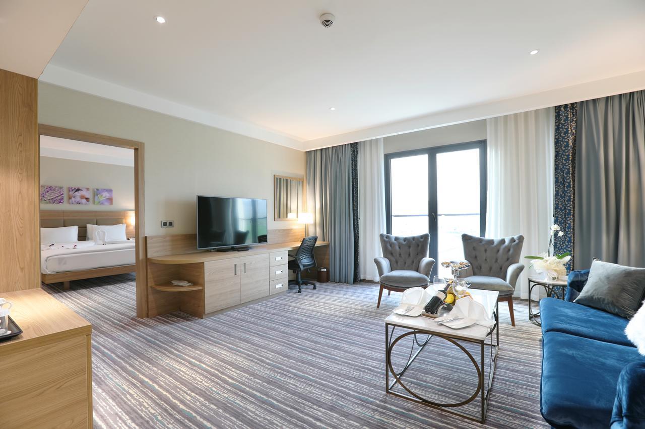 Hilton Garden Inn アドゥヤマン エクステリア 写真
