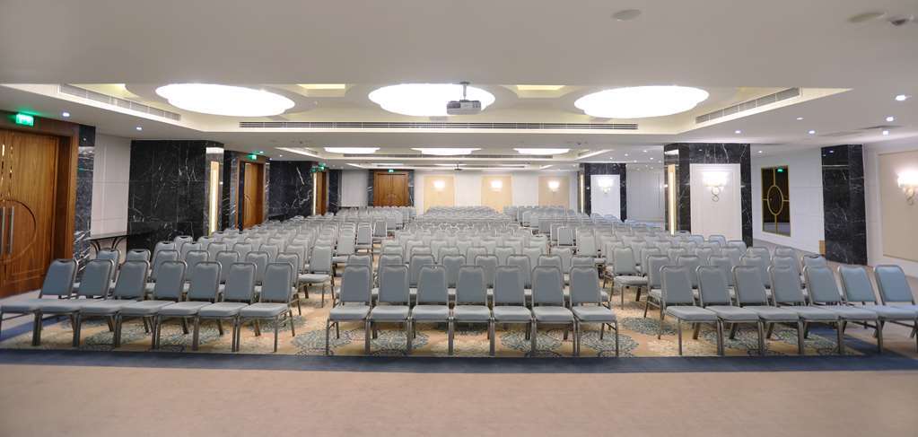 Hilton Garden Inn アドゥヤマン 設備 写真