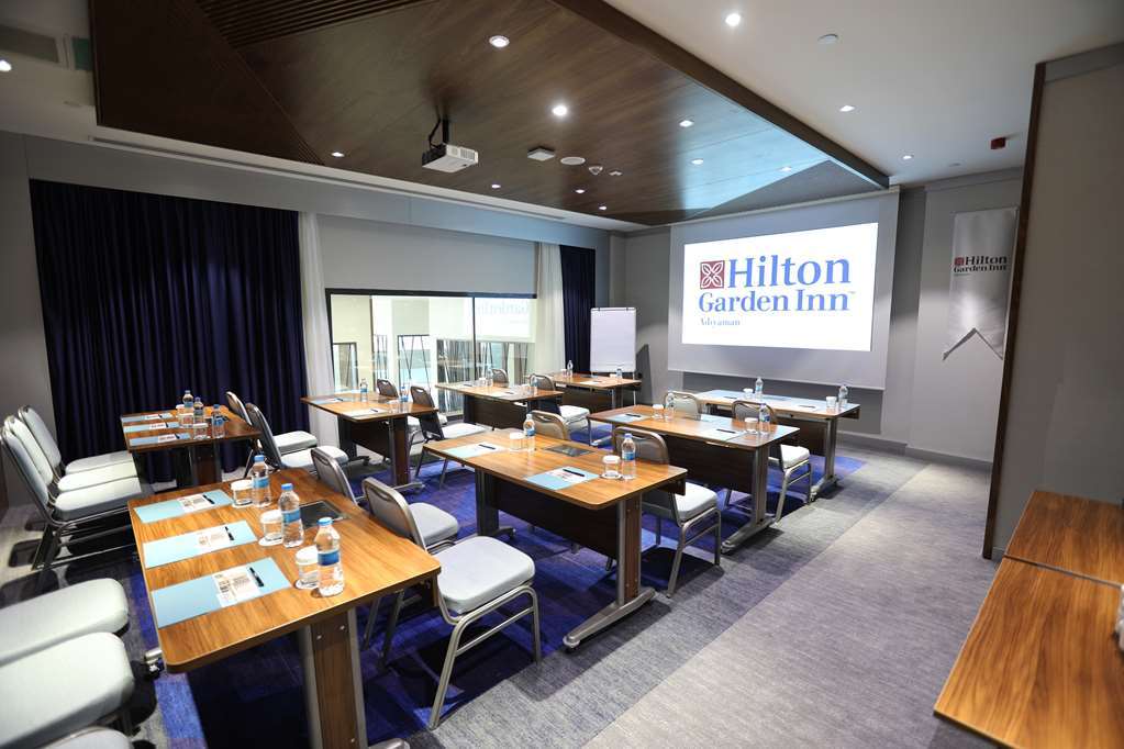 Hilton Garden Inn アドゥヤマン 設備 写真